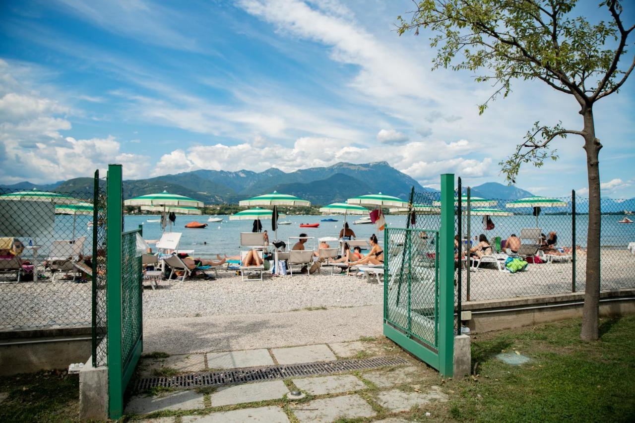 Albatross Mobile Homes On Camping Baia Verde Manerba del Garda Luaran gambar